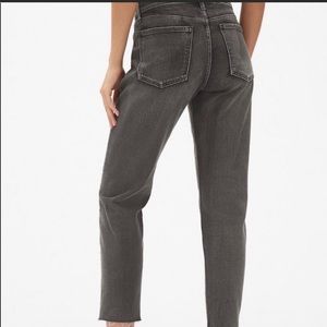 GAP GIRLFRIEND DENIM